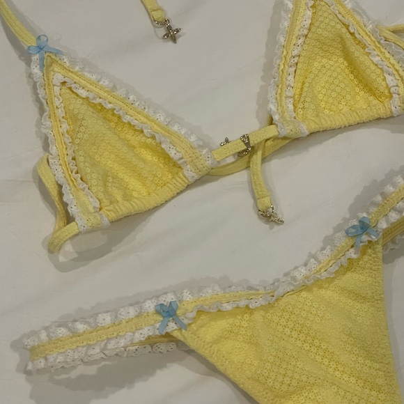 Yellow Lace Trim Bikini Set - Picture 2 of 4